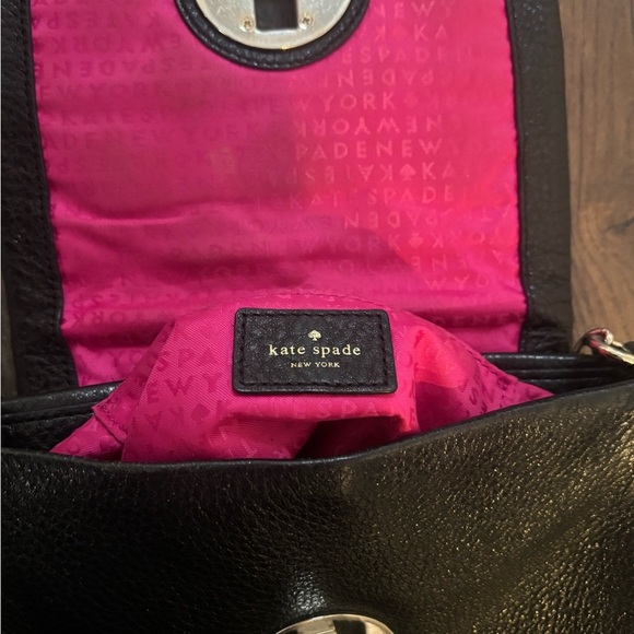 Kate Spade Astor Court Naomi Quilted Leather Crossbody Bag. Great condition! - Picture 6 of 13